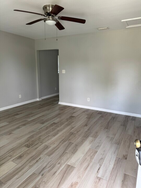 5207 Lee Dr, Unit 5207 in Panama City, FL - Building Photo