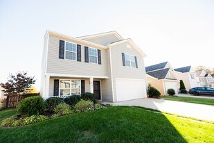 4501 Cattle Wy in Greensboro, NC - Building Photo