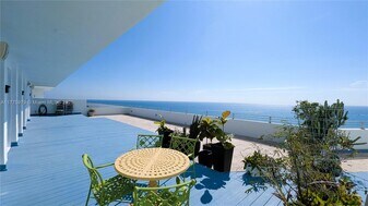 5151 Collins Ave in Miami Beach, FL - Building Photo