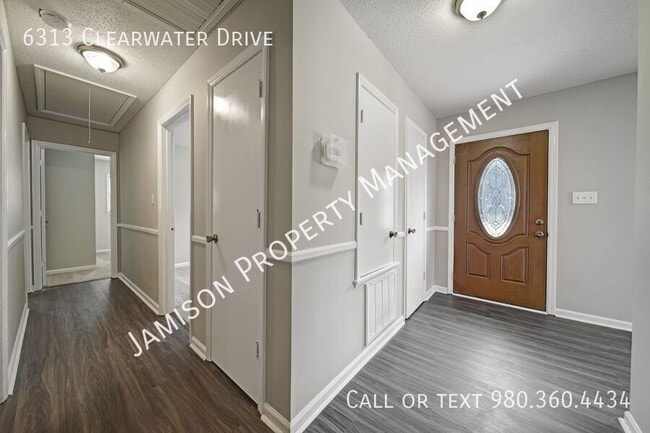 6313 Clearwater Dr in Indian Trail, NC - Building Photo - Building Photo