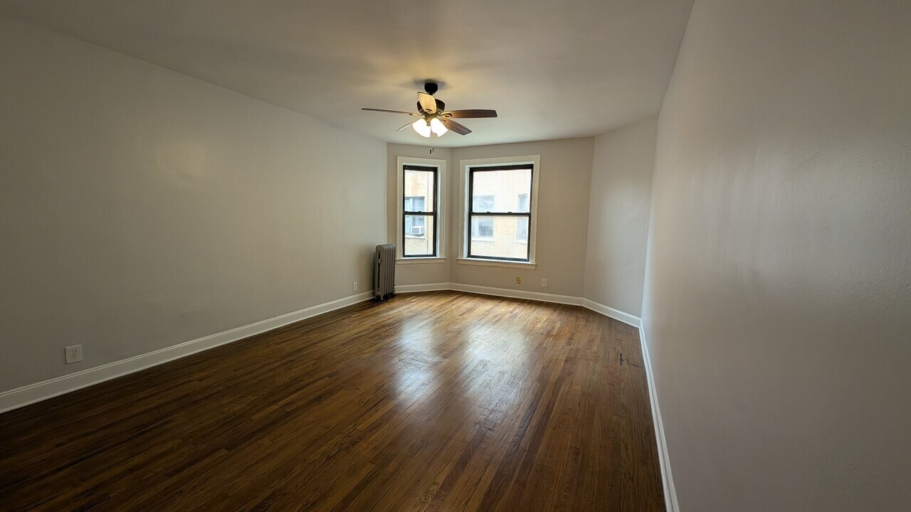 5459 S Everett Ave in Chicago, IL - Building Photo