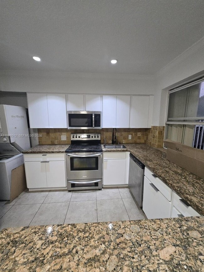 property at 1701 N Treasure Dr