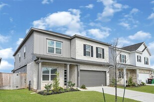 2727 Crest Creek Ln in Richmond, TX - Building Photo