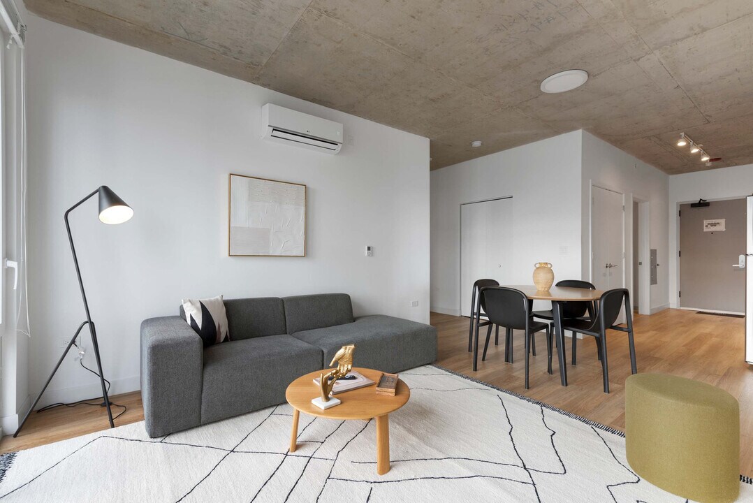 851 W Blackhawk St in Chicago, IL - Foto de edificio