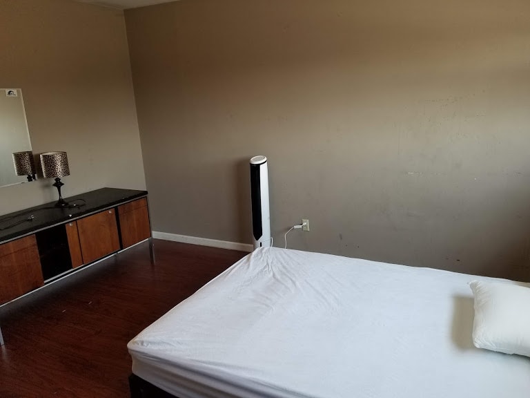2202 WA-530 in Arlington, WA - Building Photo