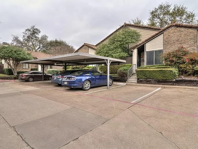 821 Dublin Dr in Richardson, TX - Building Photo - Building Photo