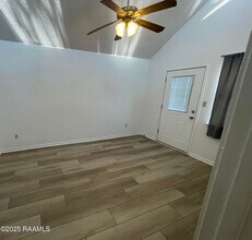 104 Mindes Dr in Lafayette, LA - Building Photo - Building Photo