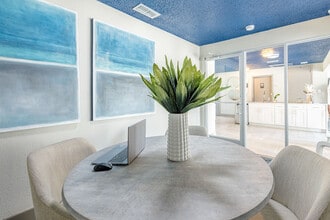 The Kimberly in Fort Worth, TX - Foto de edificio - Building Photo