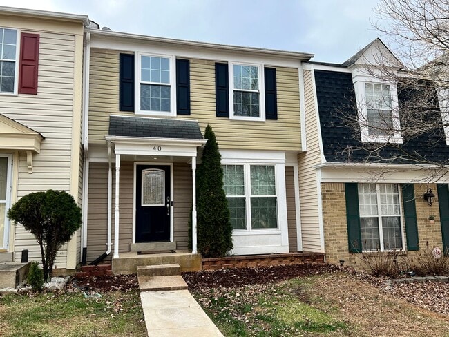 40 Capricorn Ct in Derwood, MD - Building Photo - Building Photo