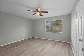 2729 Main St in La Marque, TX - Building Photo - Building Photo