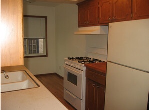 2715 Humboldt Ave S in Minneapolis, MN - Foto de edificio - Building Photo