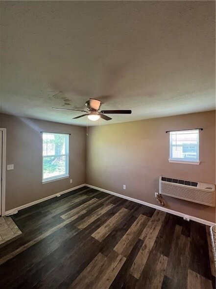 2008 Cypress Pl in Springdale, AR - Building Photo - Building Photo