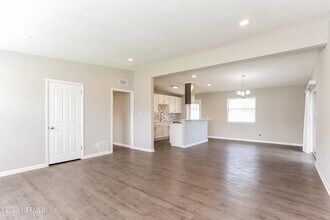 1517 Quante Rd in Jacksonville, FL - Building Photo - Building Photo