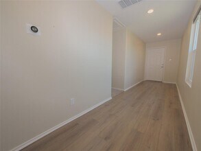 216 All American Wy in Jarrell, TX - Building Photo - Building Photo