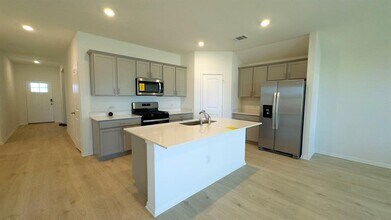 2341 March Hare Trce in Leander, TX - Building Photo - Building Photo