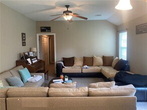 2657 Symphony Park Dr in Bryan, TX - Building Photo - Building Photo