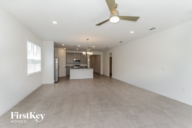 560 Crown Rose Dr in Bartow, FL - Building Photo - Building Photo