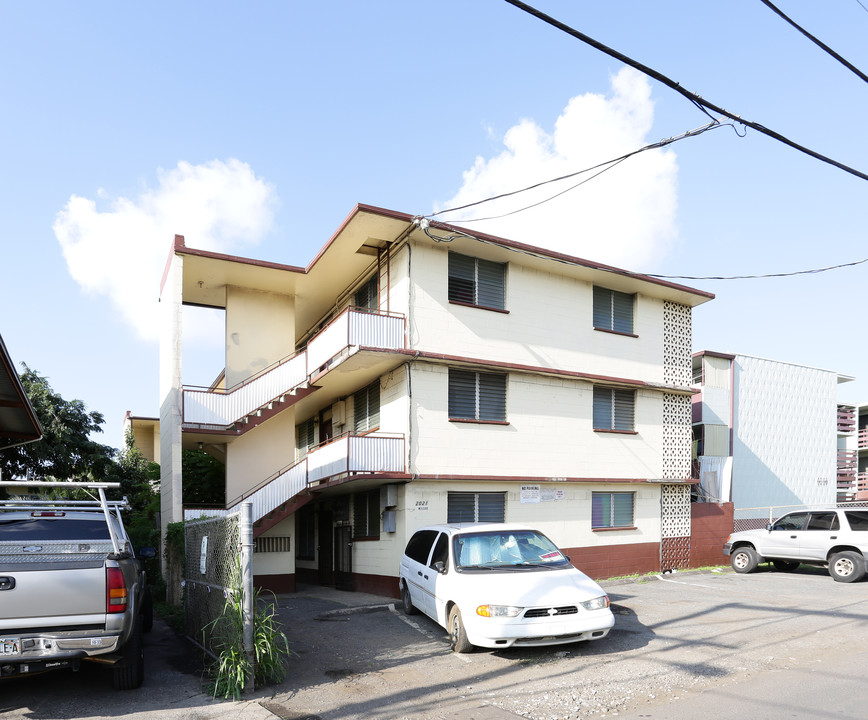 2021 Wilcox Ln in Honolulu, HI - Foto de edificio