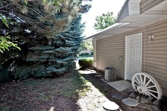 5537 S Caper Pl in Boise, ID - Building Photo - Building Photo