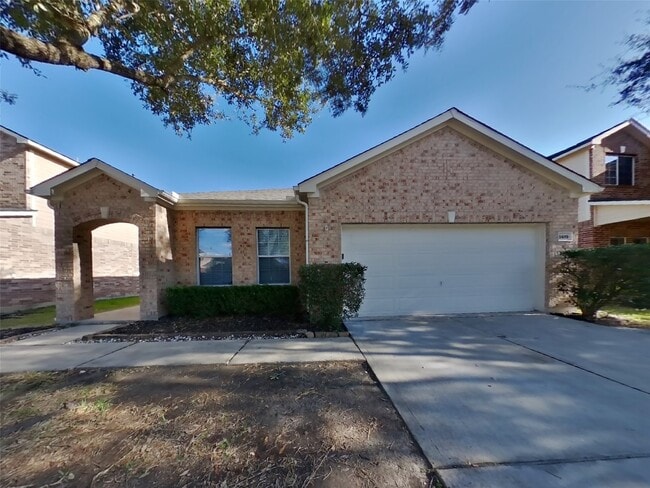property at 6619 Lindale Manor Ct