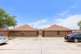 241 E 19th St in Weslaco, TX - Building Photo