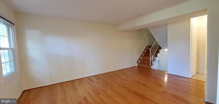 972 Paulsboro Dr in Rockville, MD - Building Photo - Building Photo