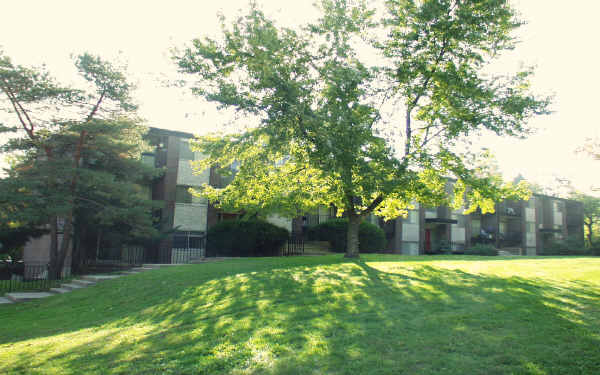 Astor Place in Cincinnati, OH - Building Photo - Building Photo