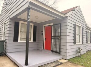 2483 Lowell Ave in Memphis, TN - Building Photo - Building Photo