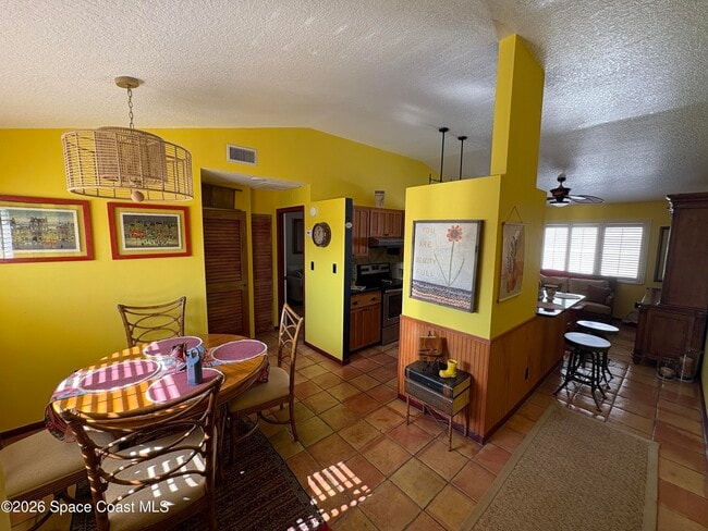 418 Beach Park Ln in Cape Canaveral, FL - Building Photo - Building Photo