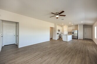 255 Bailey Blf in San Antonio, TX - Building Photo - Building Photo