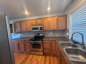 4511 N Hutchinson Ln in Spokane, WA - Building Photo - Building Photo