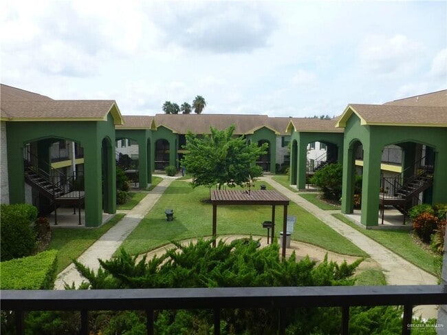 property at 2501 Hibiscus Ave