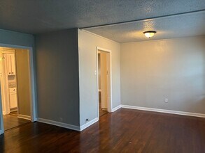 5818 Glenhurst Dr in Houston, TX - Building Photo - Building Photo