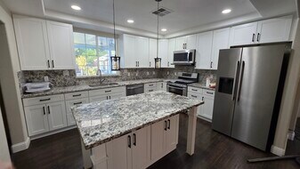 26854 Madison St in Esparto, CA - Building Photo