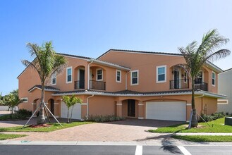 150 Mediterranean Way in Indian Harbour Beach, FL - Building Photo - Building Photo