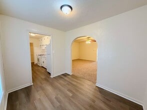 2559 Ballantyne Dr in Merced, CA - Foto de edificio - Building Photo