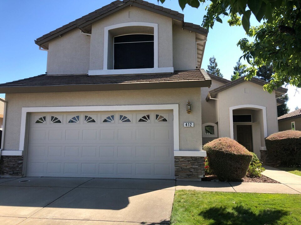 412 Weider Ct in Folsom, CA - Building Photo