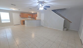 3610 N Arroyo Park Ln, Unit #2 in Harlingen, TX - Building Photo - Building Photo