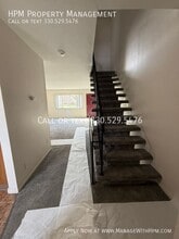 222 Northwest Ave in Tallmadge, OH - Building Photo - Building Photo