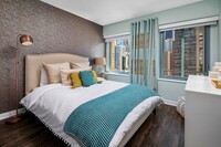 Chestnut Tower Apartments in Chicago, IL - Building Photo - Building Photo