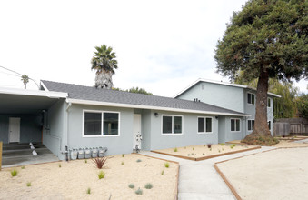 2651 Fresno St in Santa Cruz, CA - Building Photo - Building Photo