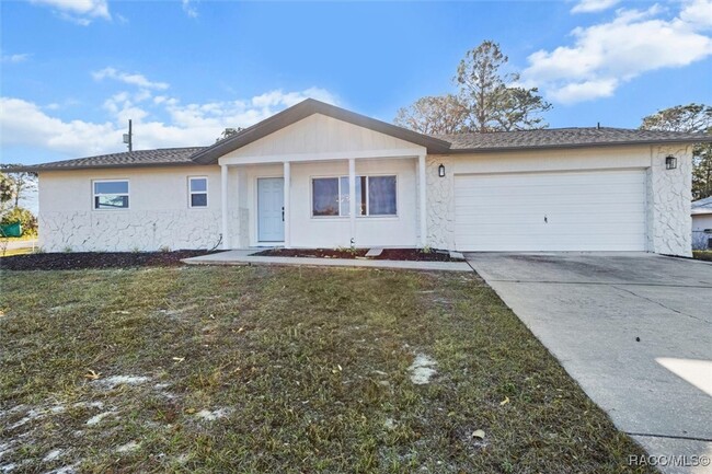 211 S Davis St in Beverly Hills, FL - Building Photo - Building Photo