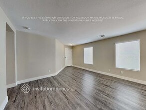 8648 Shady Pines Dr in Las Vegas, NV - Foto de edificio - Building Photo