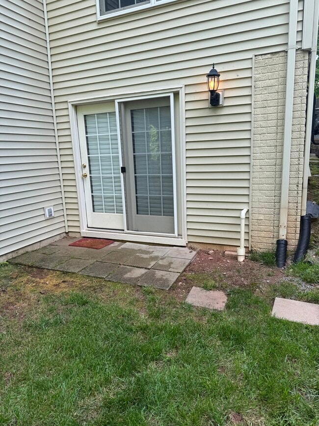 13245 Middleton Farm Ln, Unit Basement Apt