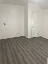 1126 S Quaker Ave in Tulsa, OK - Building Photo - Building Photo