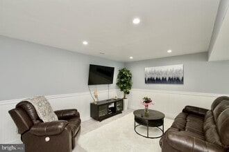 5576 Neddleton Ave in Woodbridge, VA - Building Photo - Building Photo