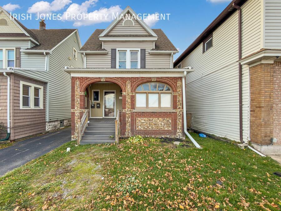 2829 South Park Ave in Lackawanna, NY - Building Photo