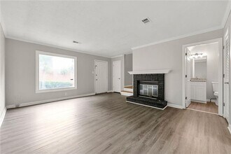 218 Mill Creek Pl in Roswell, GA - Building Photo - Building Photo