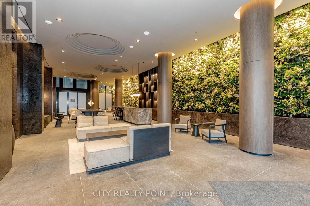 120 Broadway Ave in Toronto, ON - Building Photo