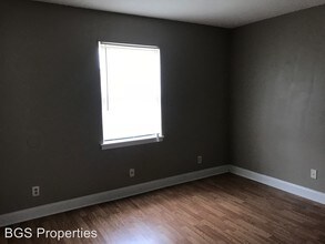 1401 Meeks St in Dyersburg, TN - Building Photo - Building Photo